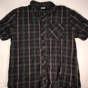 Vans Mens Medium Plaid Button Short Sleeve Shirt